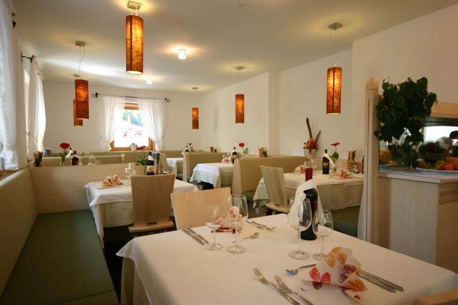 Hotel Mall St. Valentin auf der Haide Extérieur photo